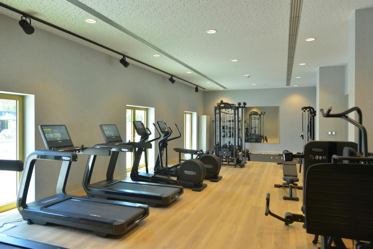 Mk Hotel Tirana Rinas 외부 사진 The gym at the hotel