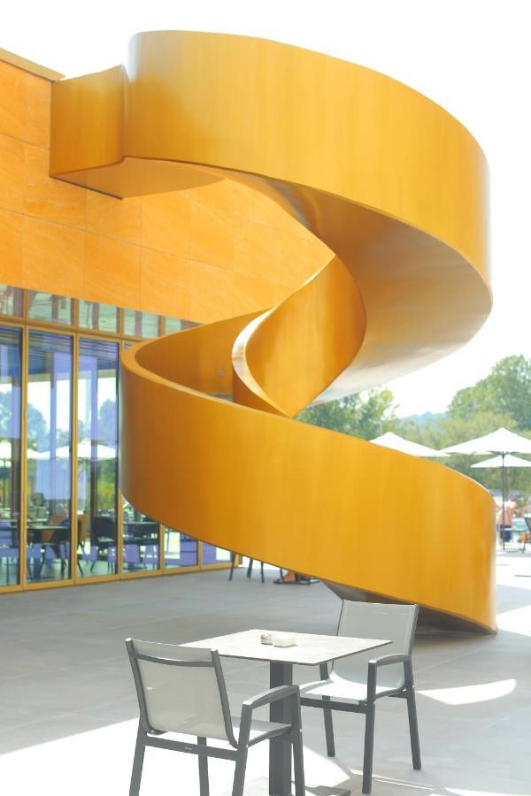 Mk Hotel Tirana Rinas 외부 사진 Spiral staircase