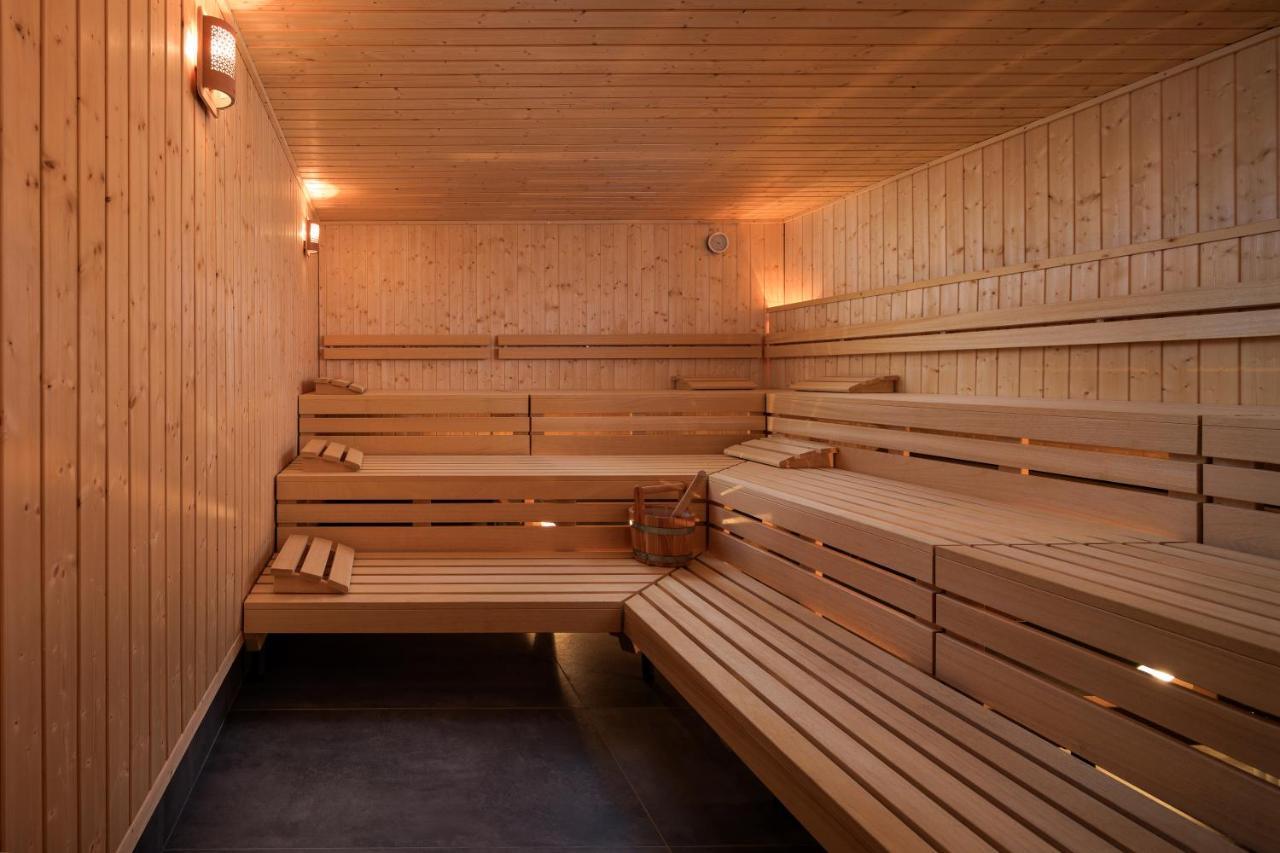 Mk Hotel Tirana Rinas 외부 사진 A Finnish sauna