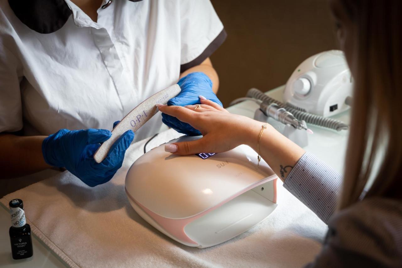 Mk Hotel Tirana Rinas 외부 사진 UV lamp for nails